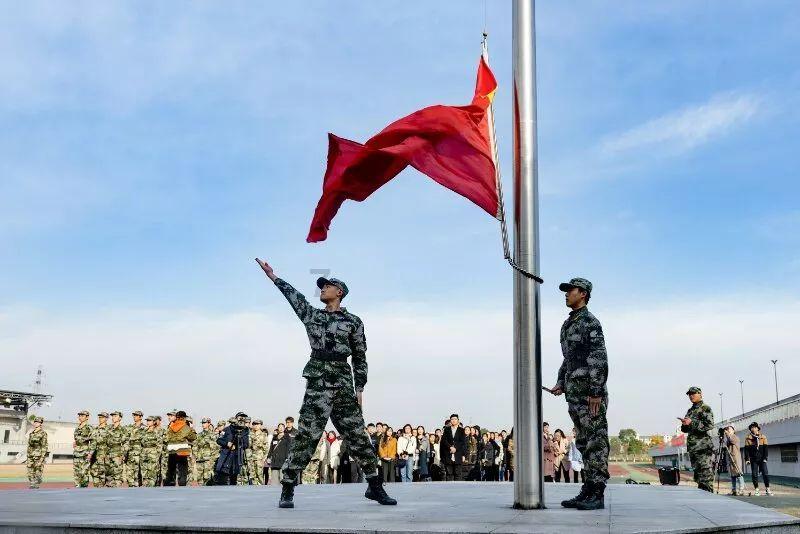 寻梦环游记找吉他